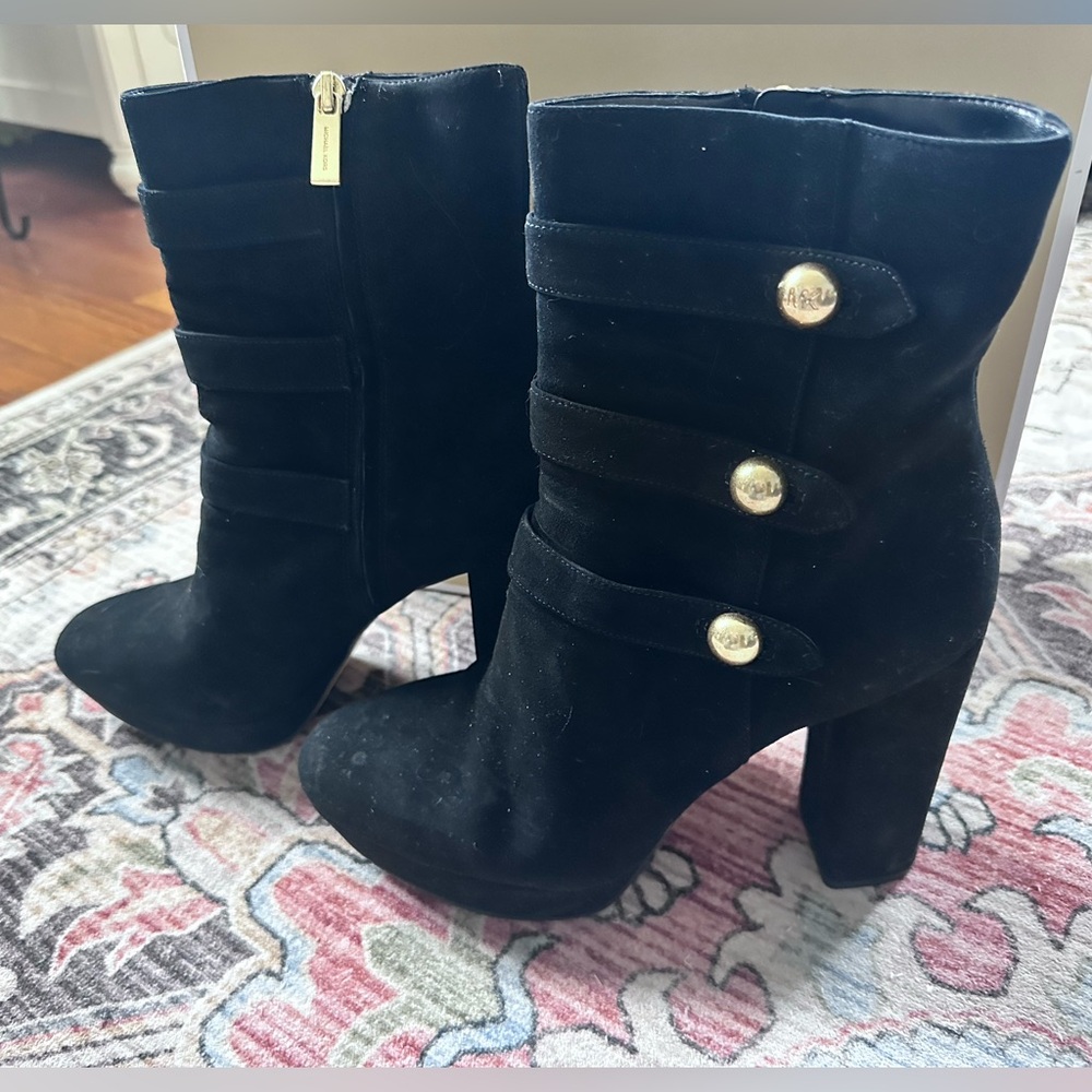 MICHAEL Michael Kors Maisie Ankle Boot Heeled Suede Leather Black Gold - Size 10
